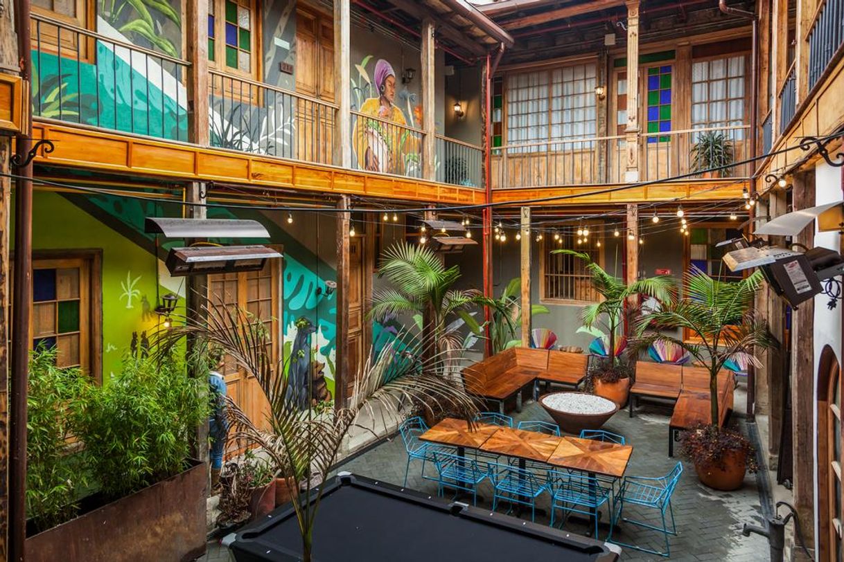 Place Hostal - Café CASU