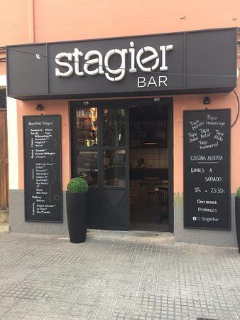 Stagier Bar