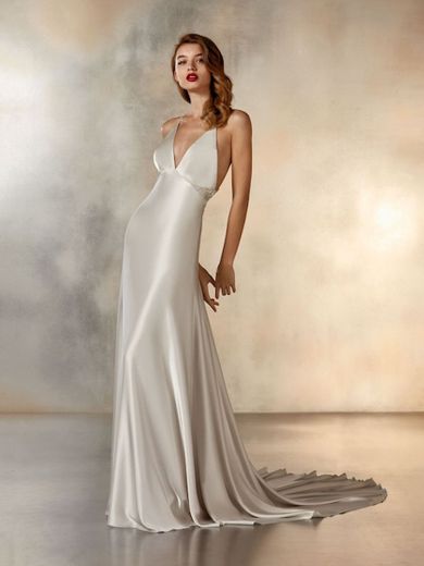 Sleeveless V-Neck Sheath Wedding Dress In SIlver | Kleinfeld Bridal
