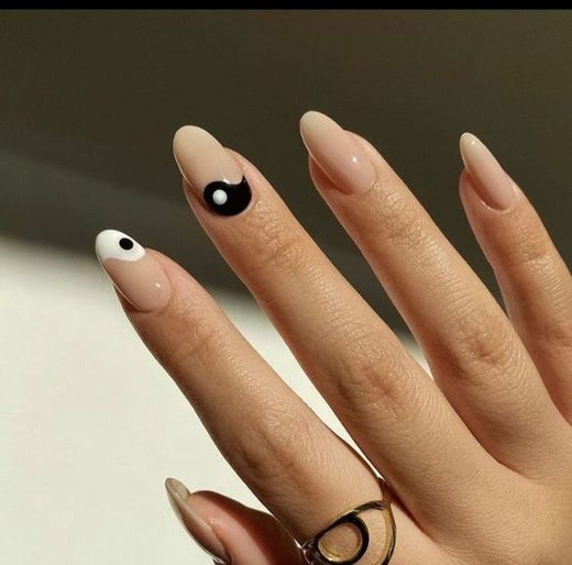 ☯️💅