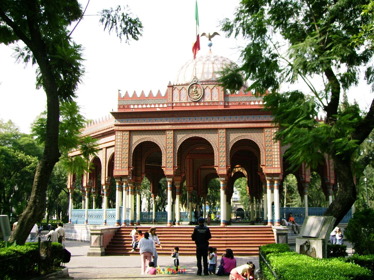 Place Alameda de Santa María La Ribera Y Kiosko Morisko.