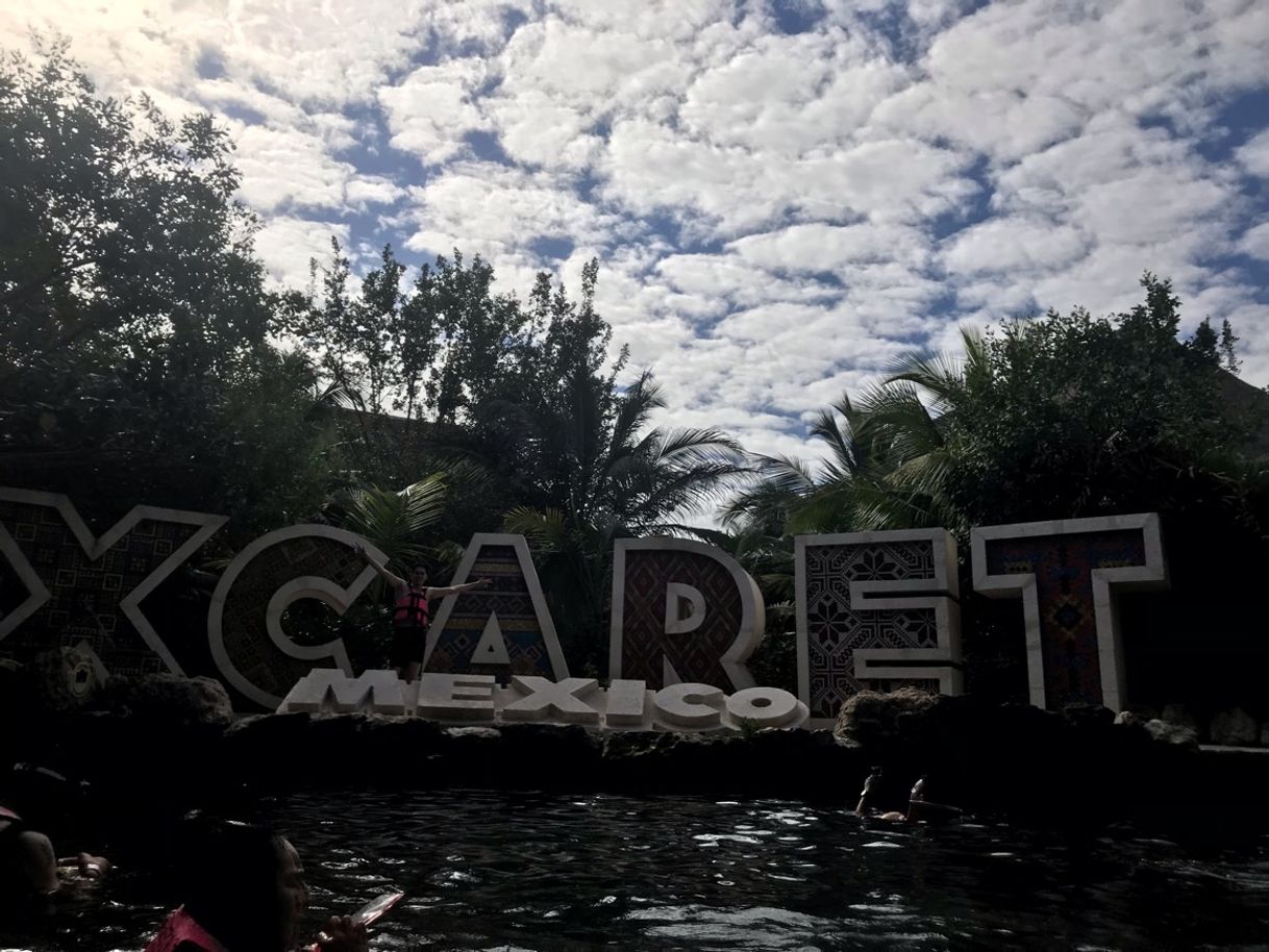 Place XCARET
