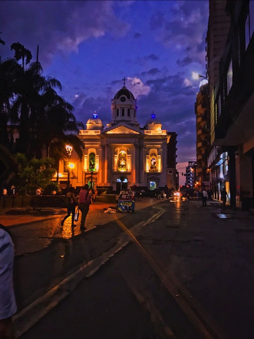 Place Plaza Caicedo Centro Cali