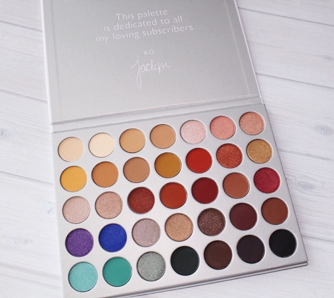 Producto JACLYN HILL EYESHADOW PALETTE