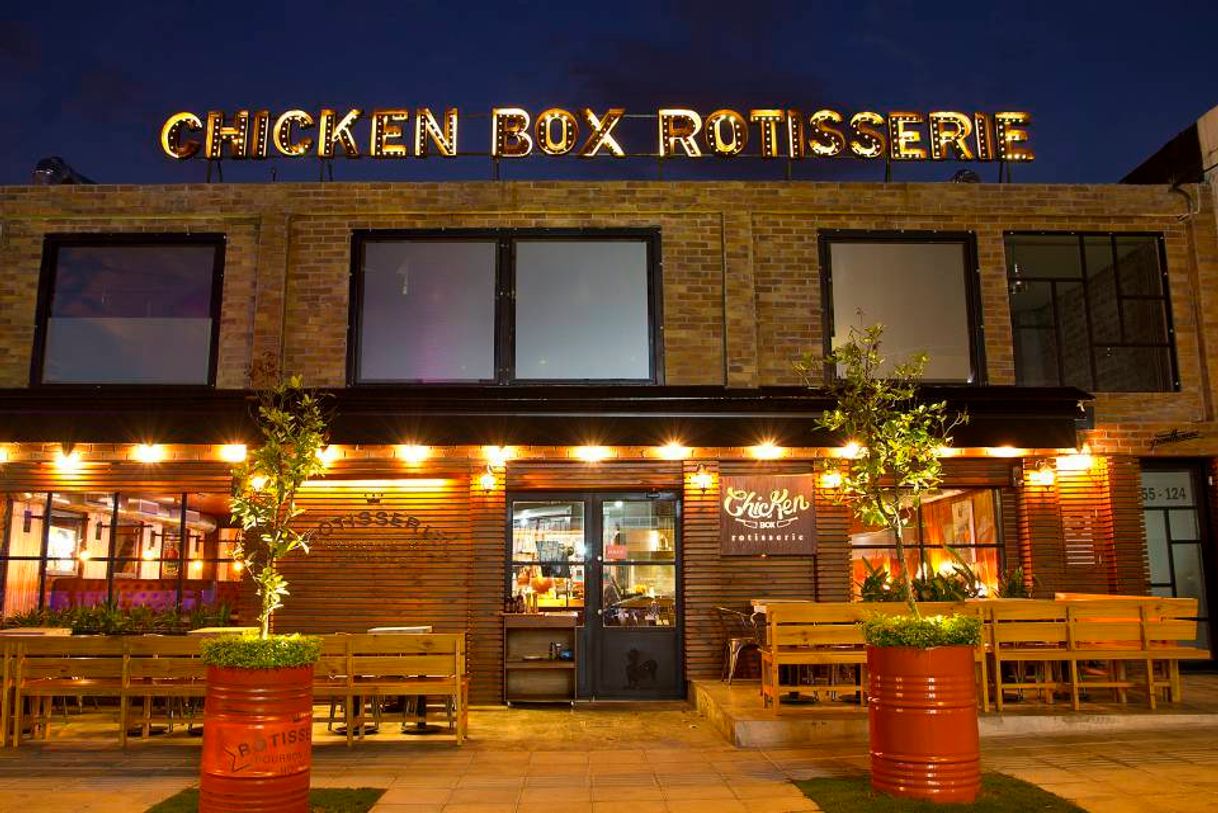 Restaurantes Chicken Box Rotisserie