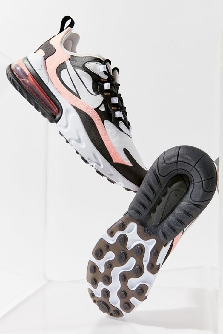 Social Nike Air Max 270 React Sneaker