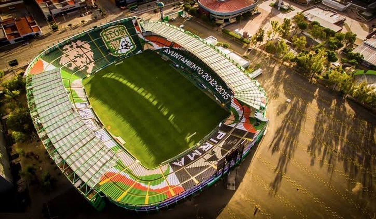 Lugar Estadio Nou Camp