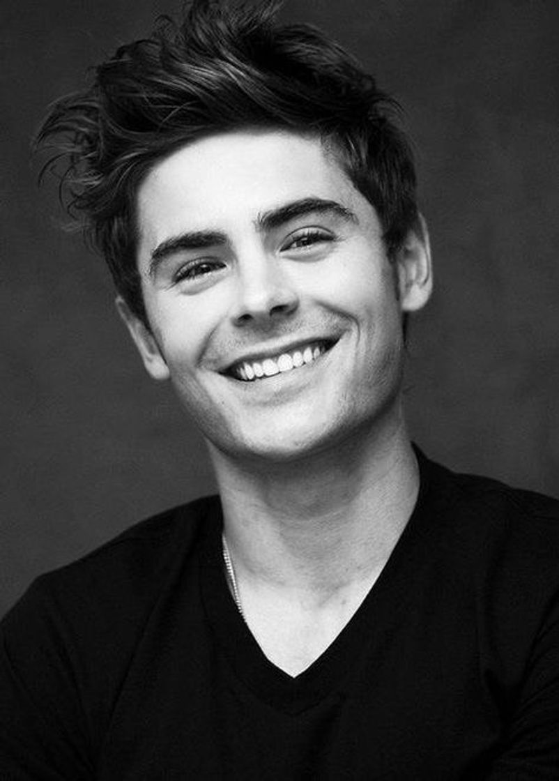 Social ZAC EFRON