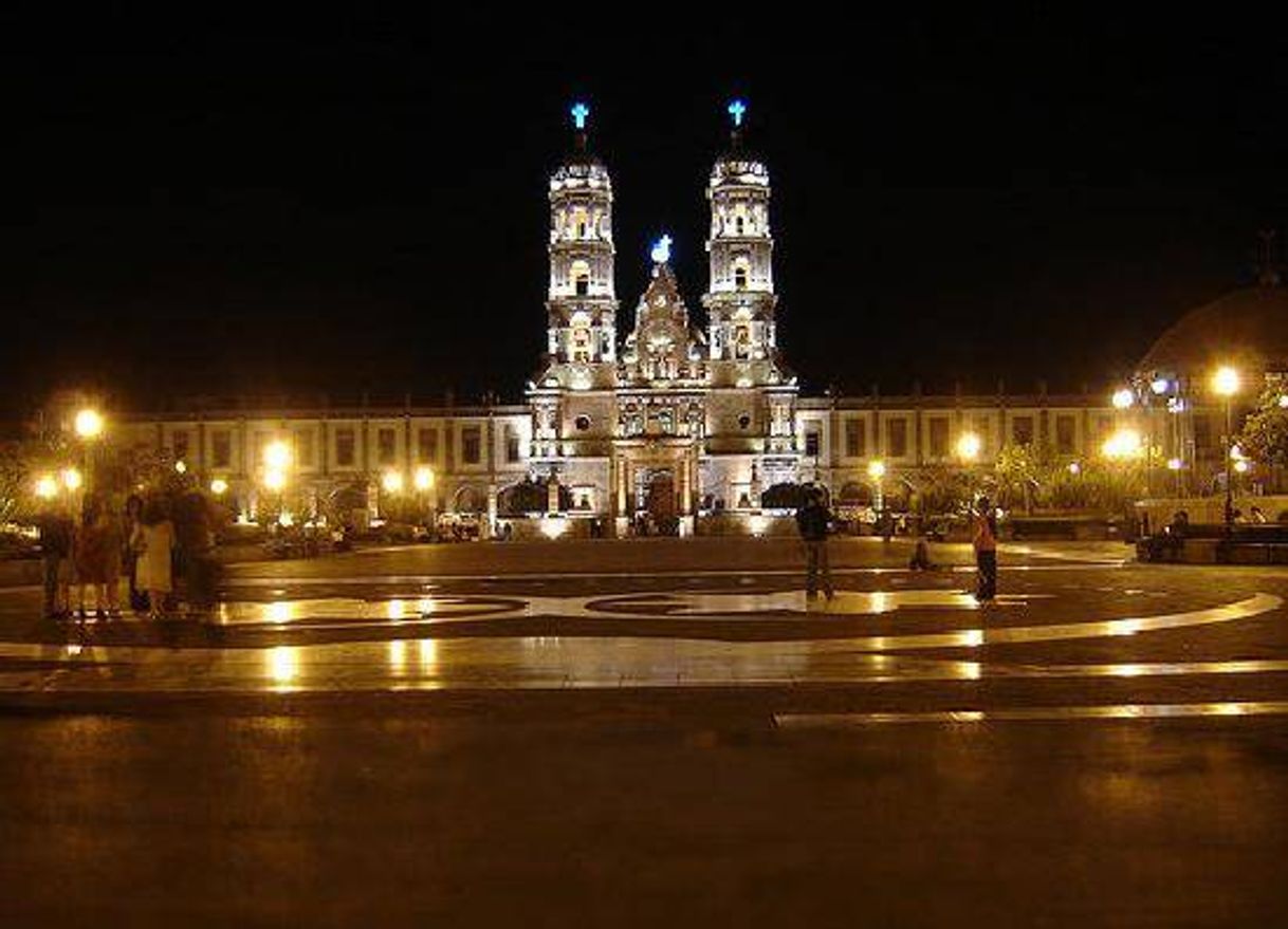 Lugar Basílica de Nuestra Señora de Zapopan