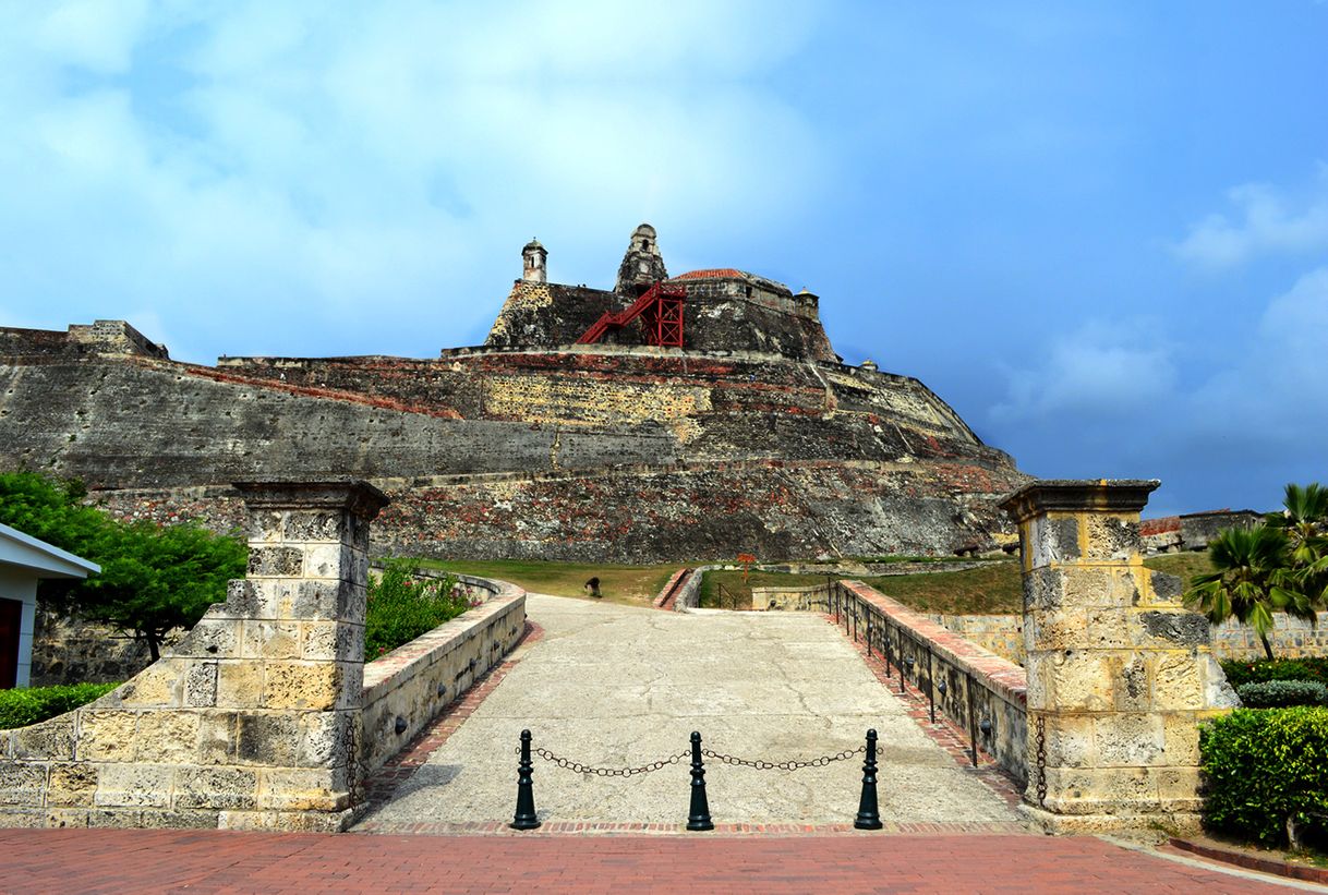 Lugar Castillo de San Felipe de Barajas