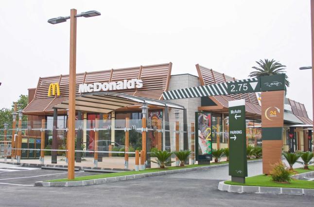 Restaurants McDonald's Oasis