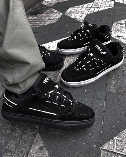 Social Tesla Coll All Black Reflect