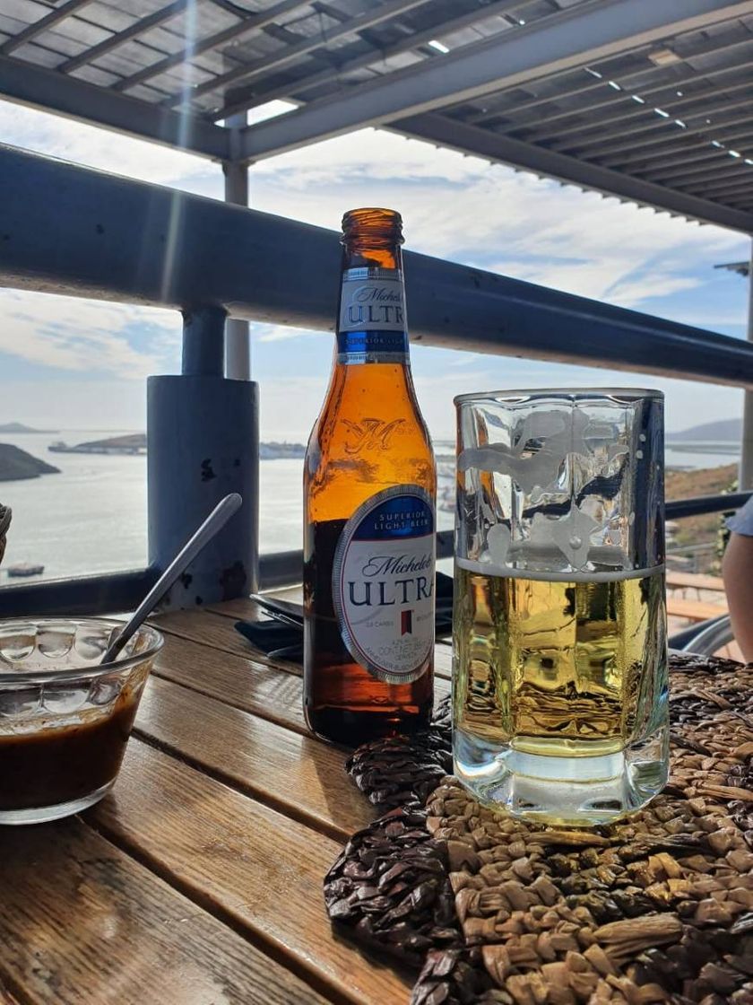 Restaurants Stanleys Bar - Ohuira Bay