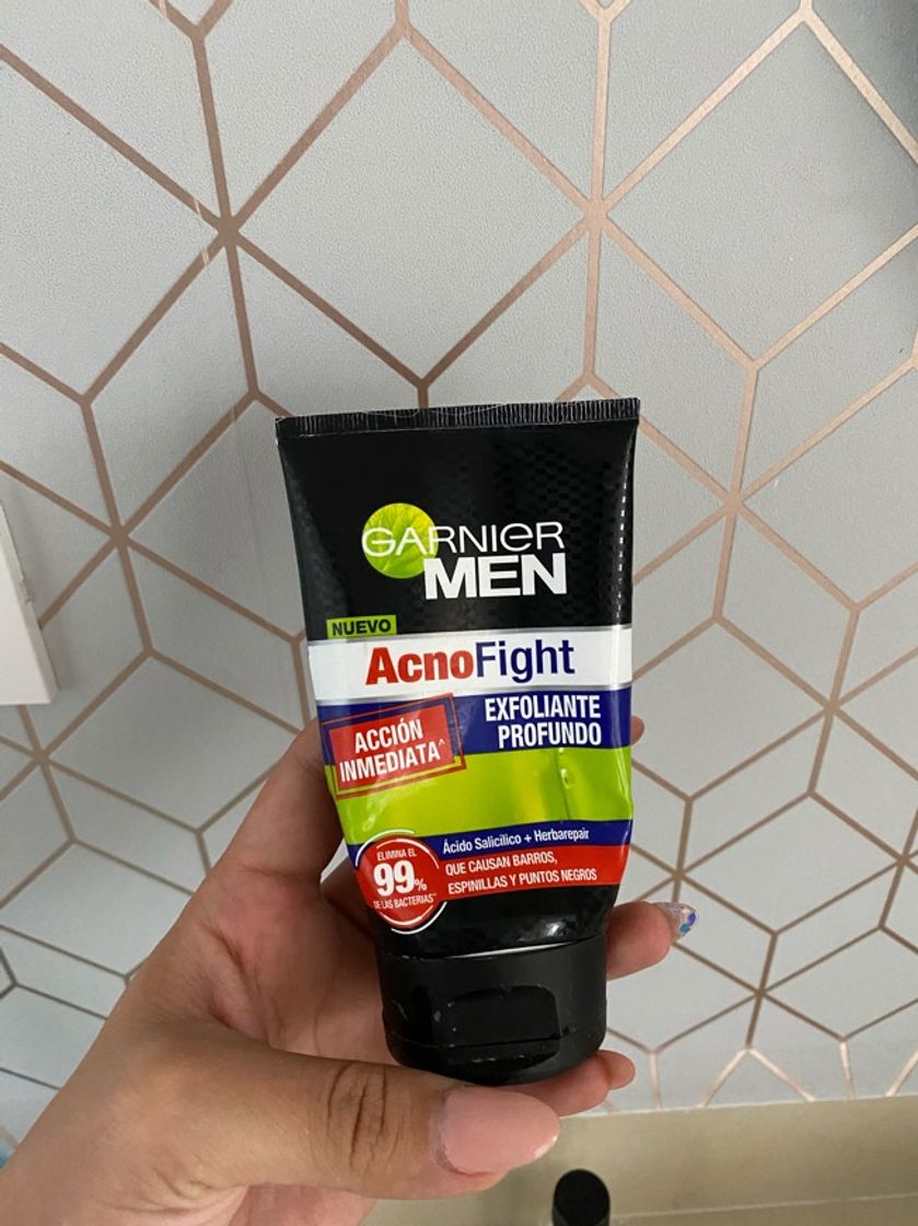 Product Garnier Hombres Acnofight lavado de cara