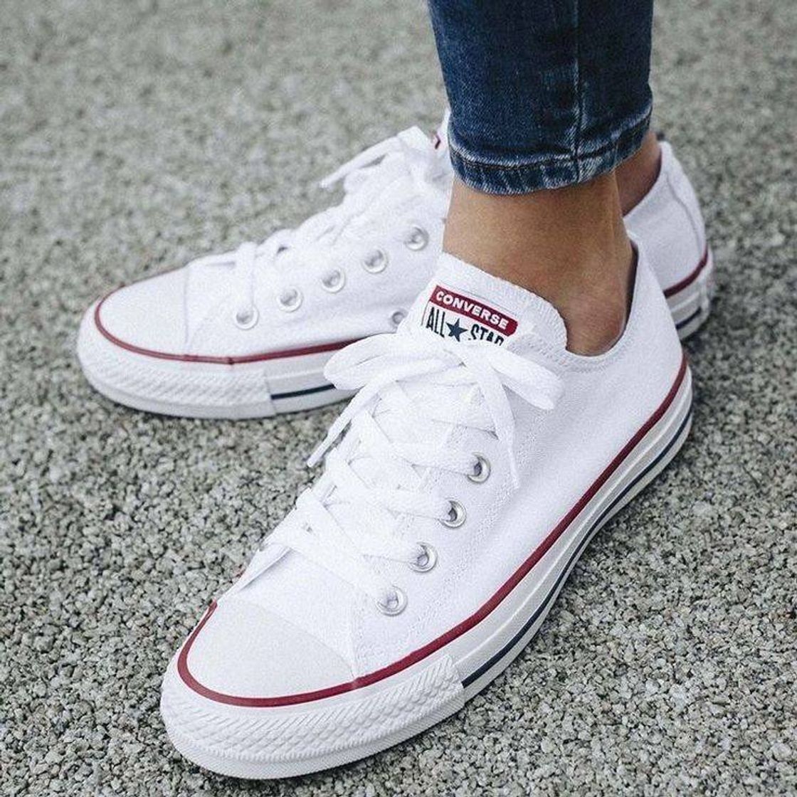 Moda Converse blancos