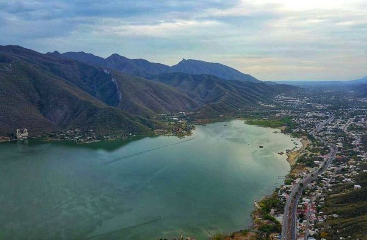 Lugar Presa la Boca