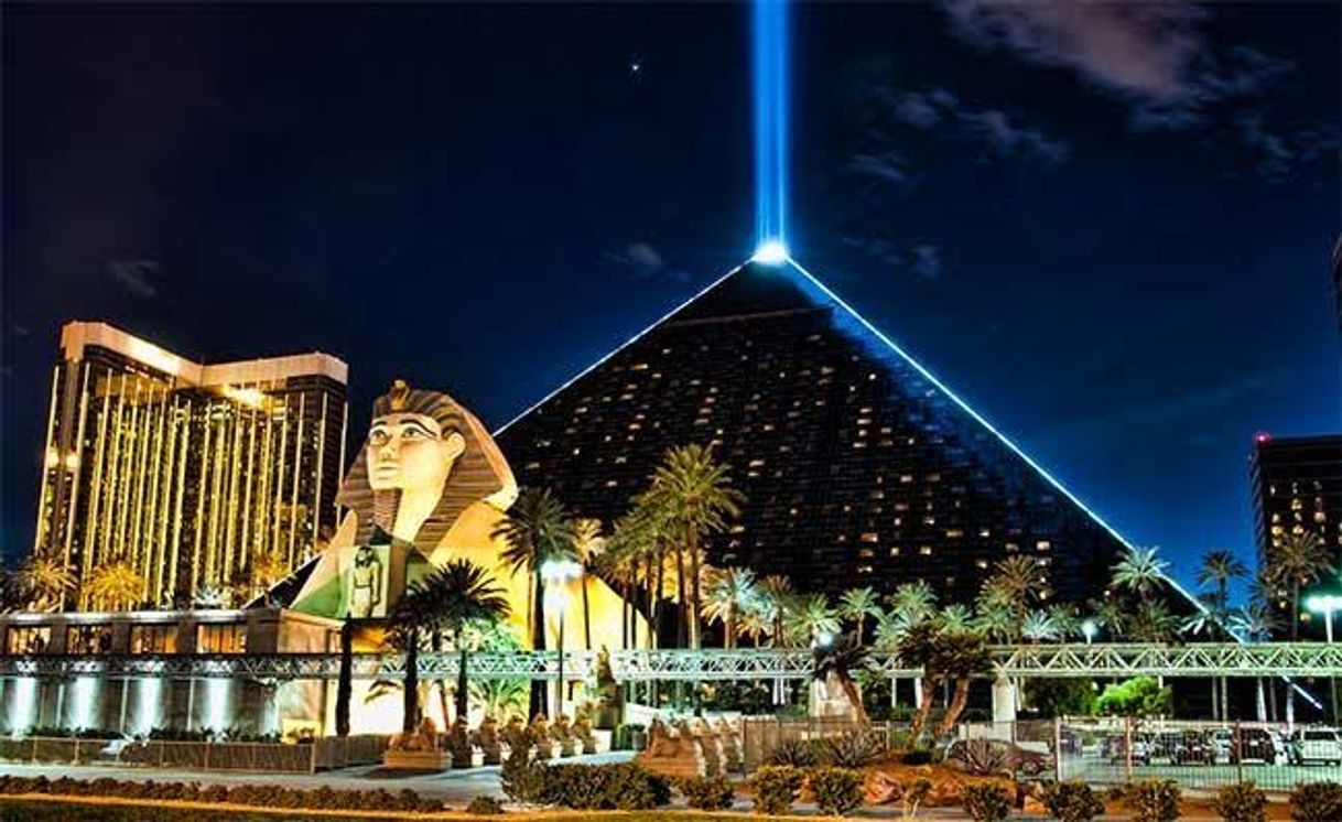 Lugar Luxor Hotel