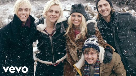 R5 - Smile (Official Video) 