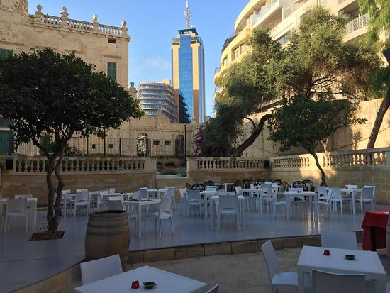 Spinola Garden