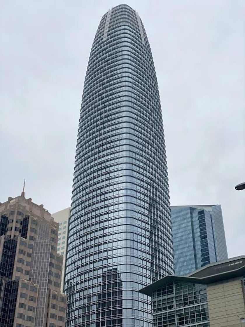 Place Salesforce Tower