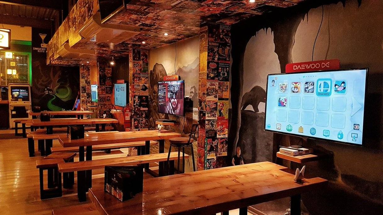 Restaurants Insert Coin Bar - Providencia