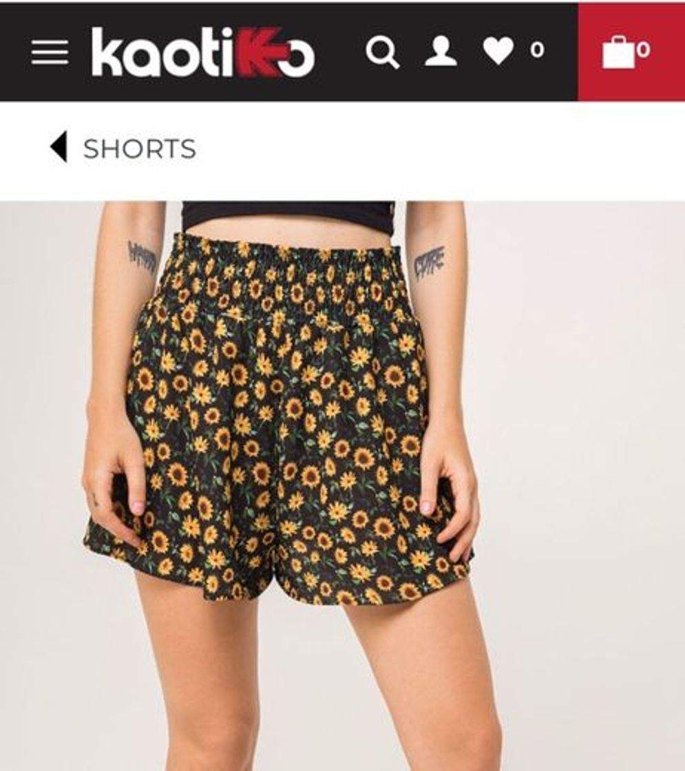 Moda Short Girasoles negro