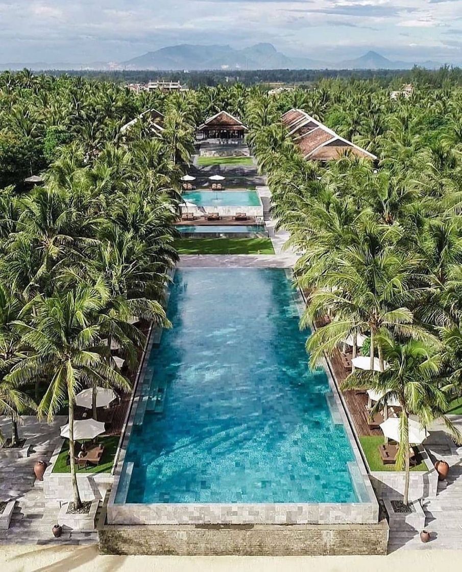 Places Four Seasons Resort The Nam Hai, Hoi An