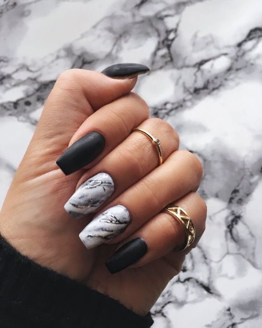 Fashion BLACK NAILS