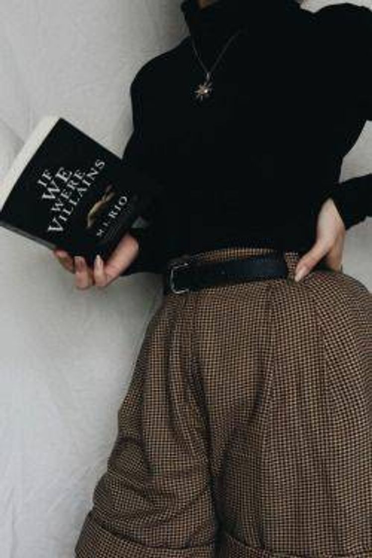 Social dark academy outfit 