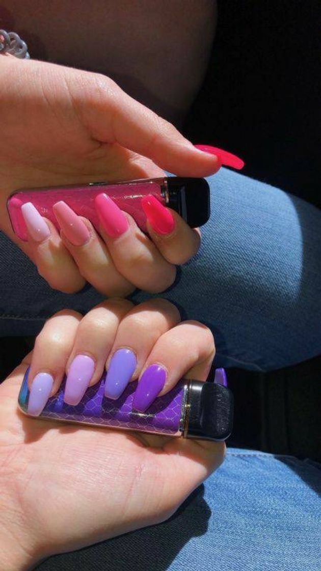 Social Nails