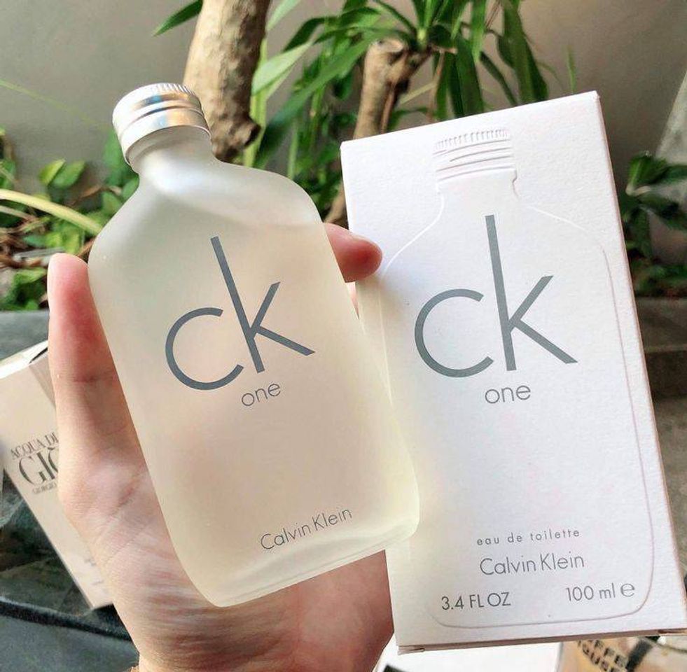 Social One Calvin Klein