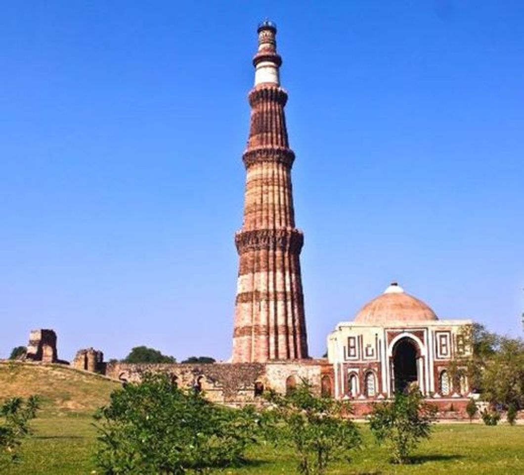 Place Qutub Minar