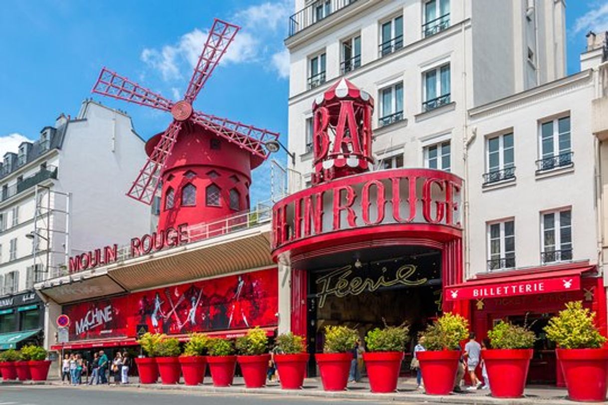 Moda Moulin Rouge