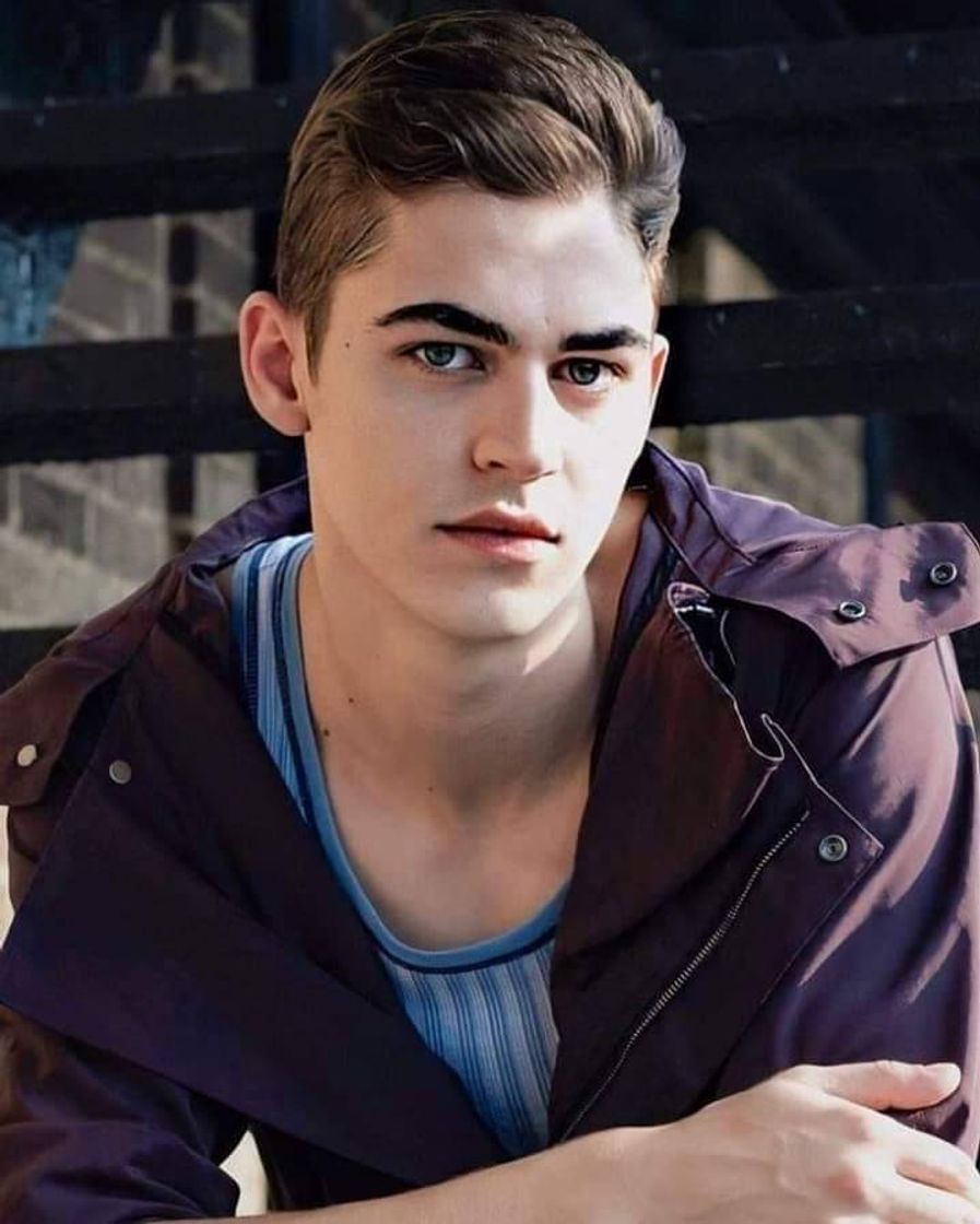 Fashion Hero Fiennes tiffin - Actor