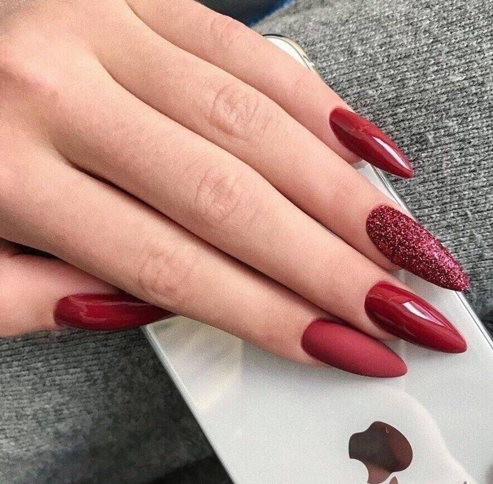 Fashion Uñas tonos rojos ❣️