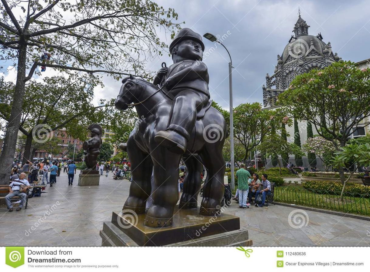 Place Plaza Botero