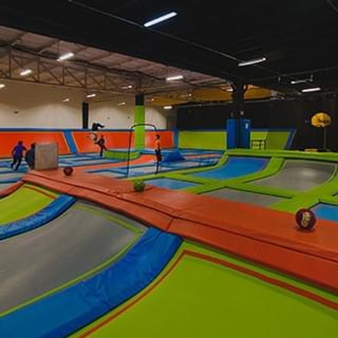 Lugar XtremeJumping El Mejor Parque de Trampolines en Mexico