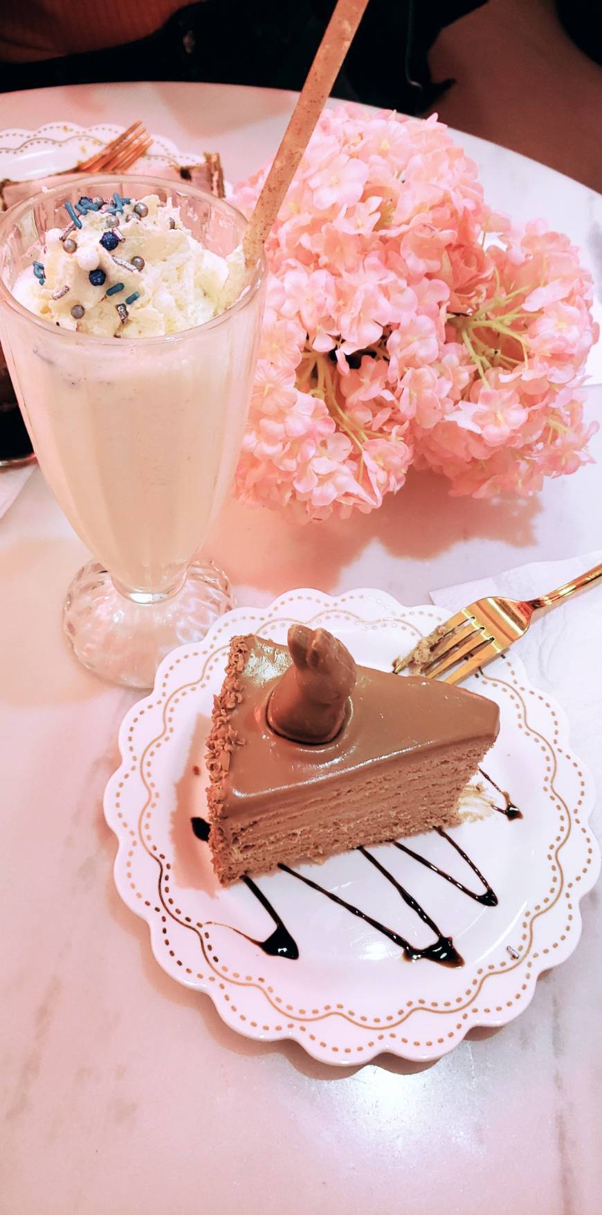 Isabella Café