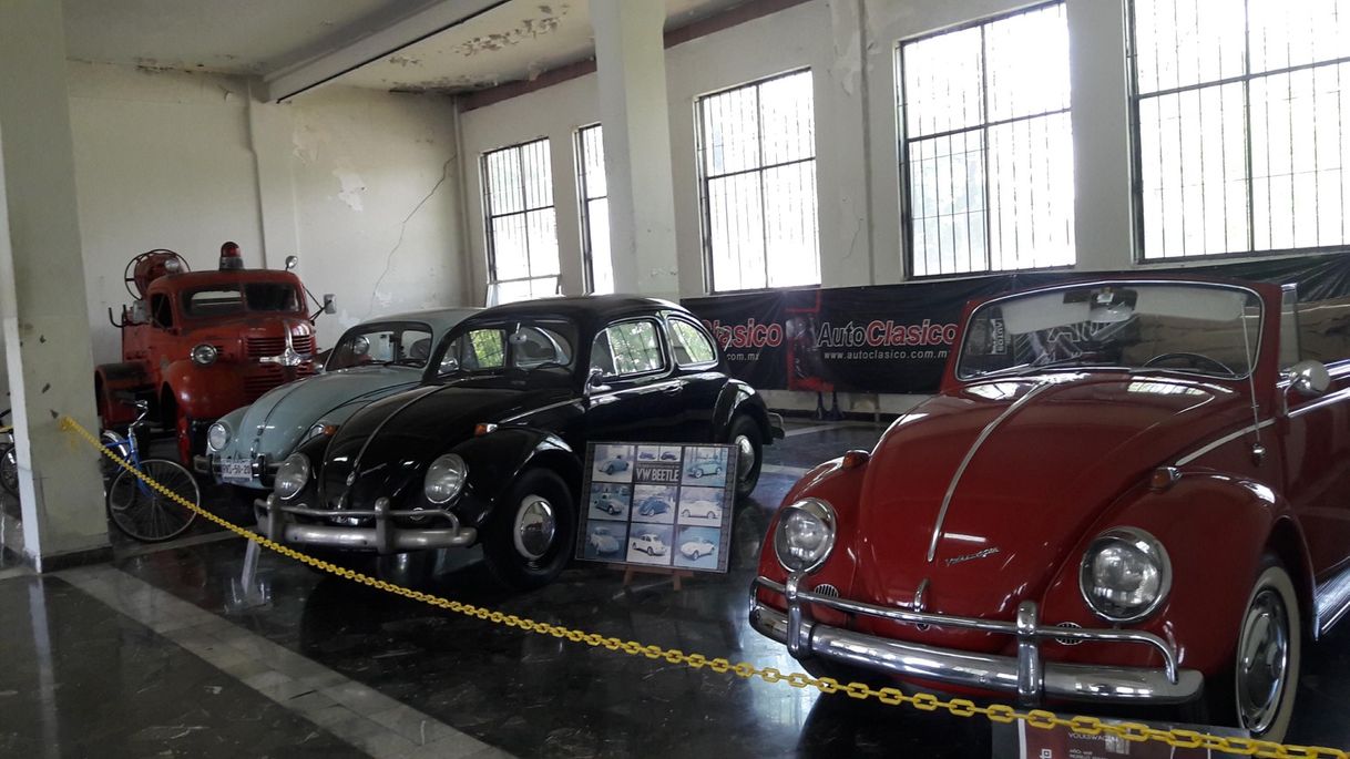 Lugar Museo De Autos Y Transportes De Monterrey