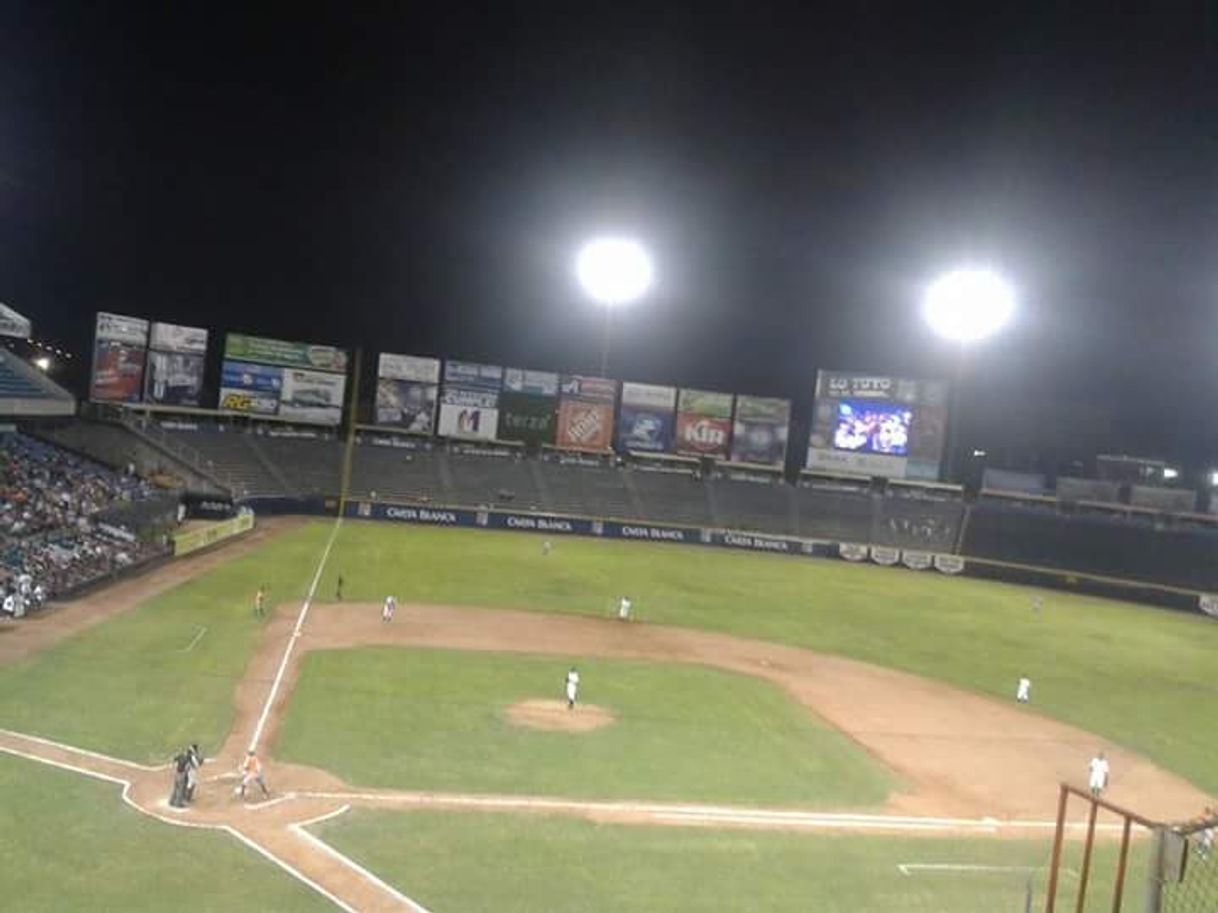 Lugar Sultanes Store