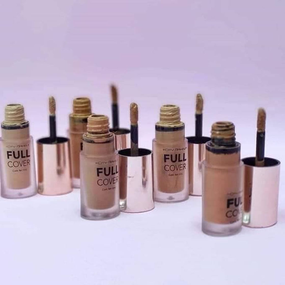 Moda Corrector alta cobertura súper pigmentación $67 precio públi