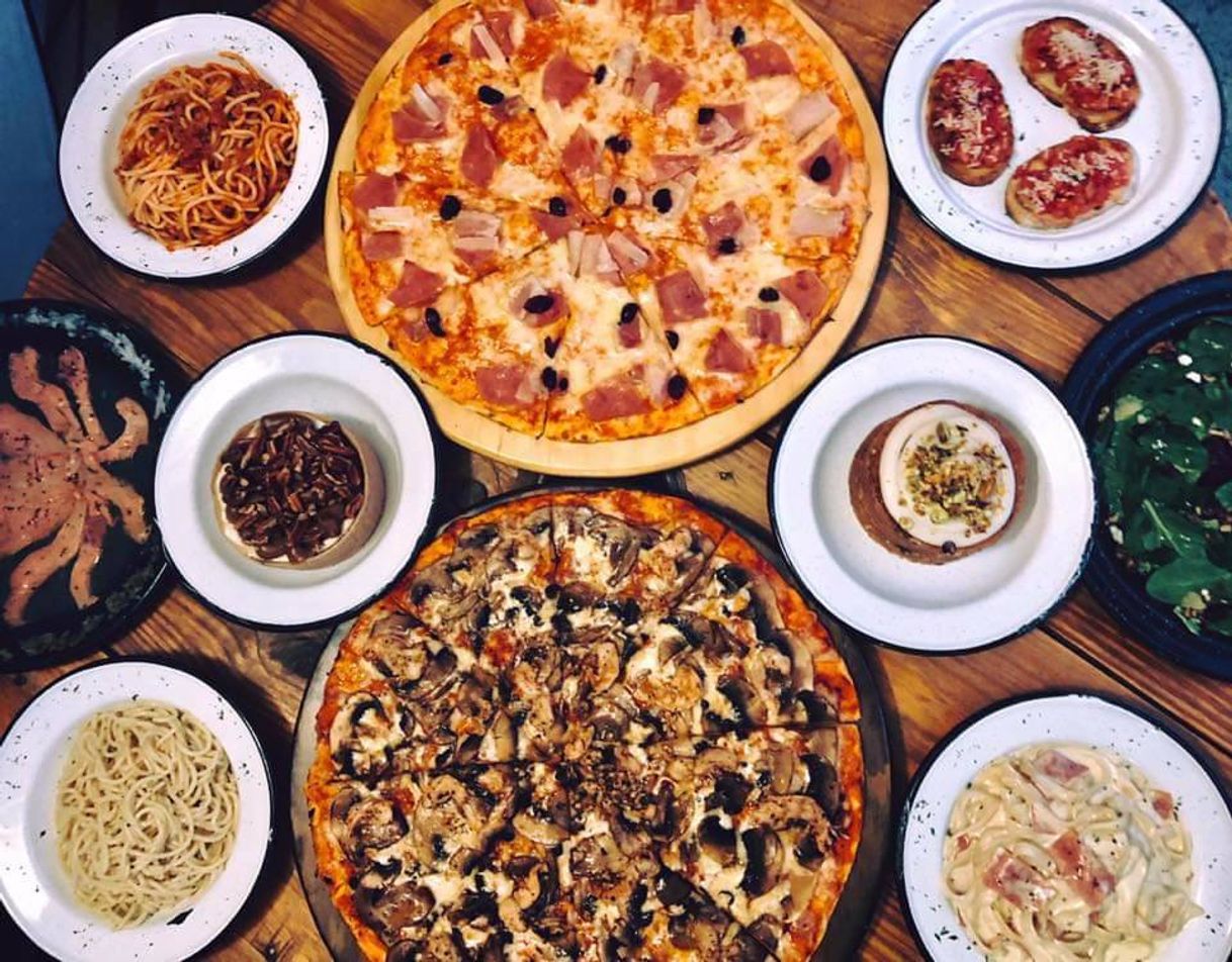 Restaurantes La Bella Regia Pizzería