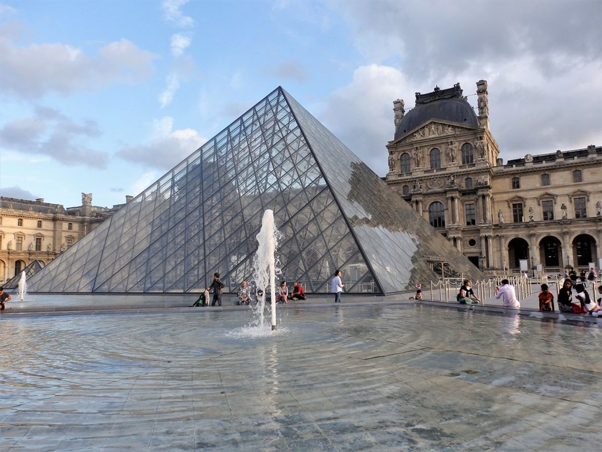 Lugar Museo del Louvre