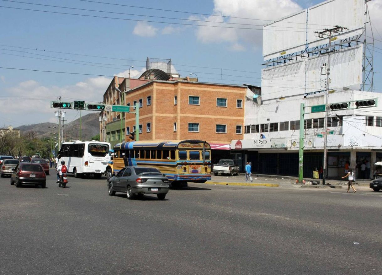 Lugar Avenida Lara