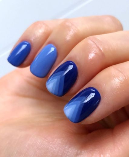 Nail inspiration classic blue 