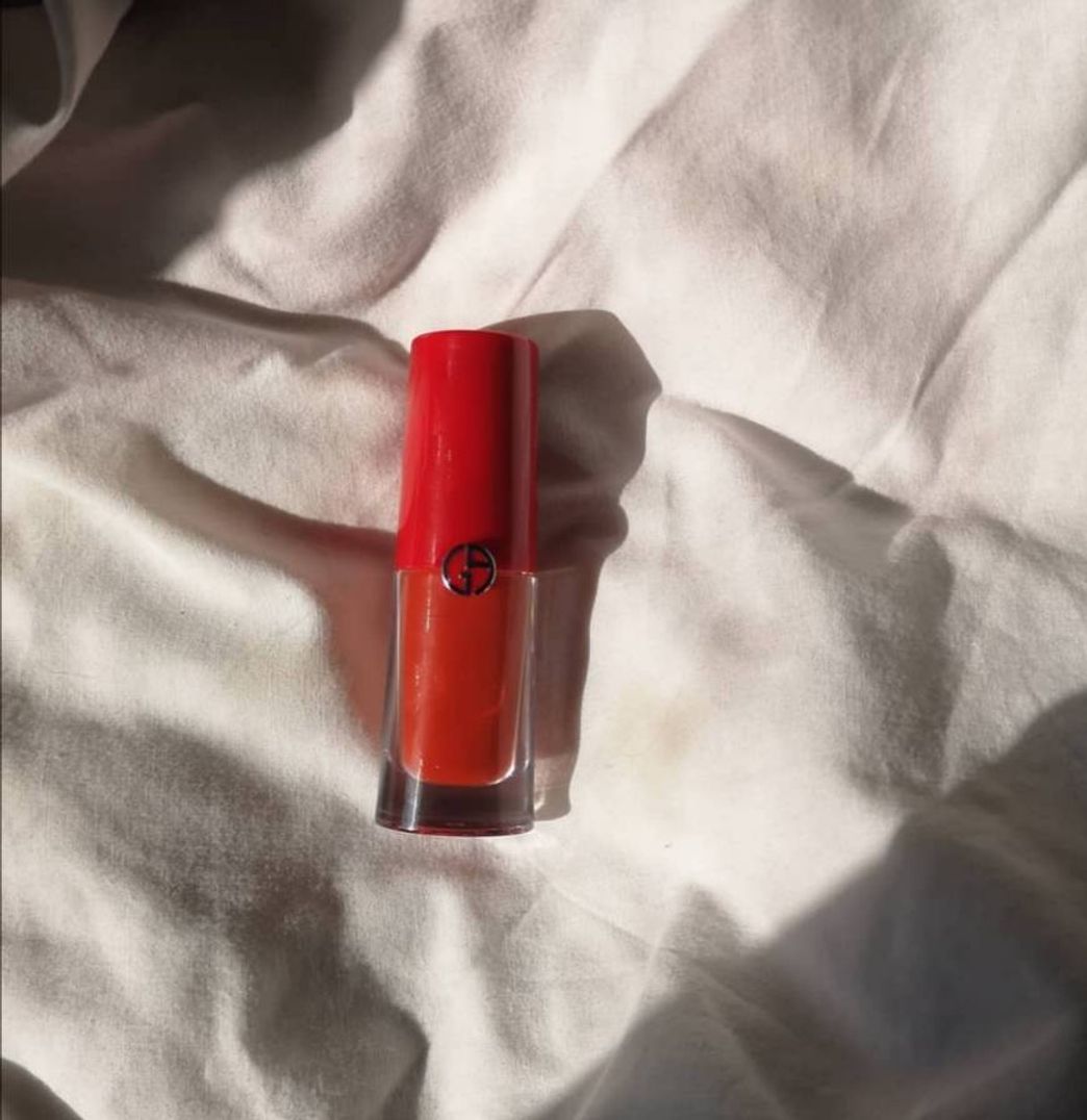 Fashion GIORGIO ARMANI | Labial Magnet. 