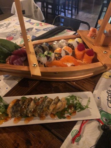 Miah Tapas e Sushi Home