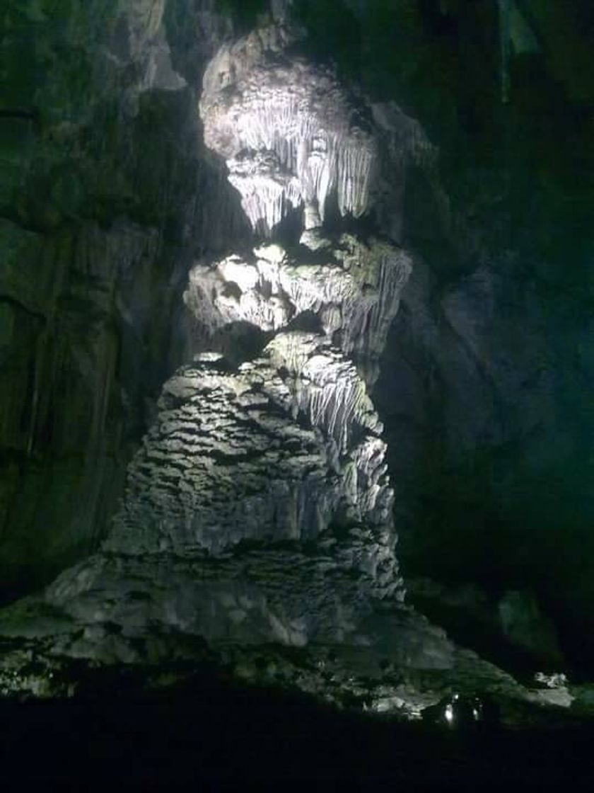 Lugar Parque Nacional Grutas de Cacahuamilpa