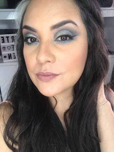 Makeup azul