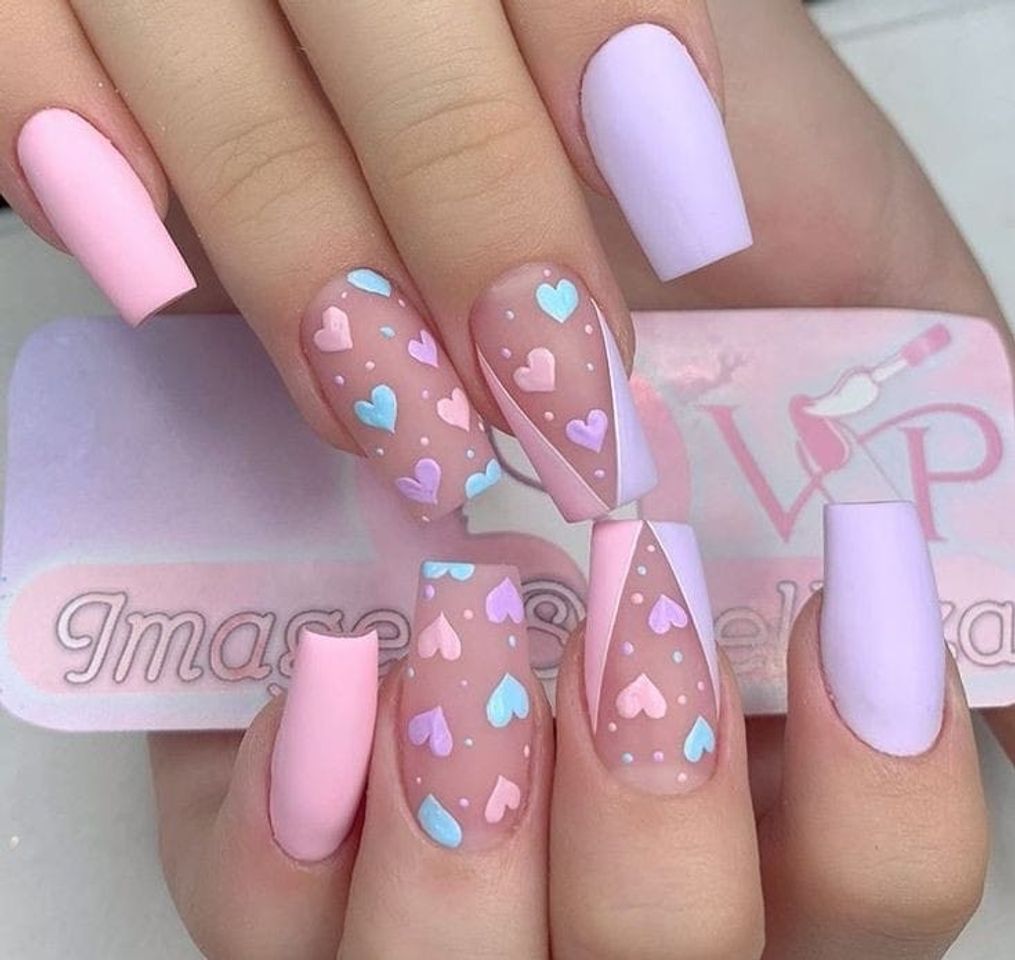 Fashion Uñas pastel con corazones💖